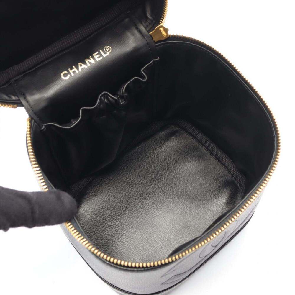 CHANEL Black Leather Logo Vanity Bag - Picture 3 of 10